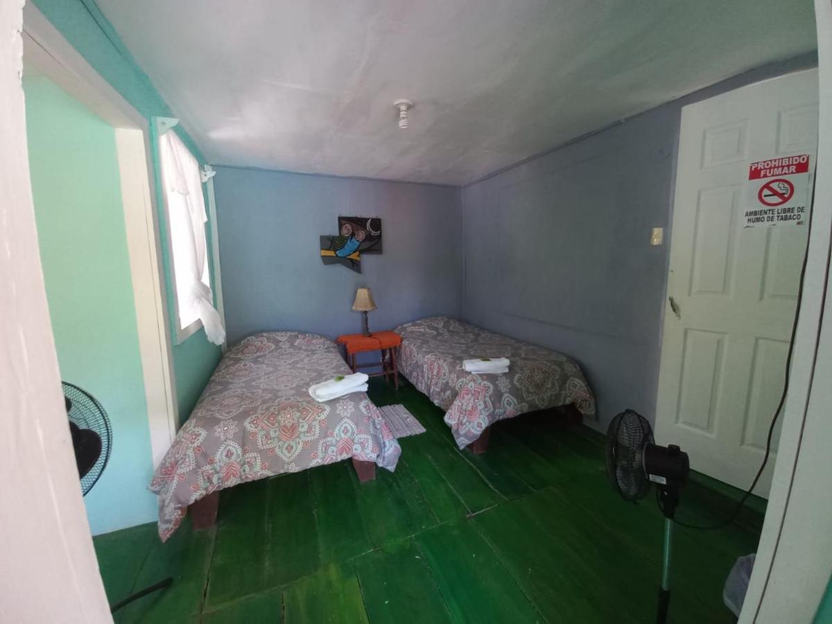 Donde Familia Manito Bed & Breakfast Paquera Bagian luar foto