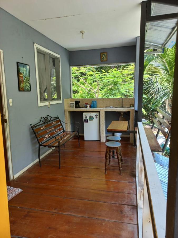 Donde Familia Manito Bed & Breakfast Paquera Bagian luar foto